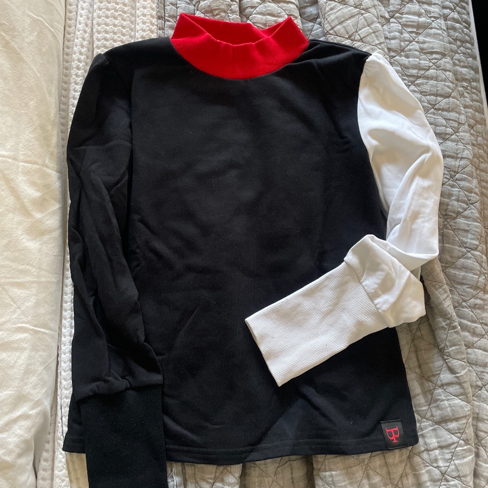 Women’s/teens sweat top